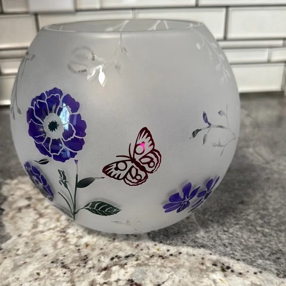 Lenox butterfly meadow Frosted Glass with ode bowl non lead crystal 6” - Picture 4 of 8